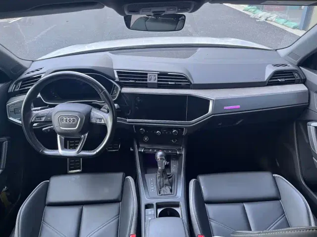 Audi Q3 — Фото автомобиля 6