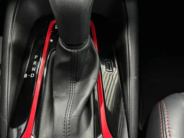 Toyota Levin 2022 Dual Engine 1.8H E-CVT Sport Edition — Фото автомобиля 12