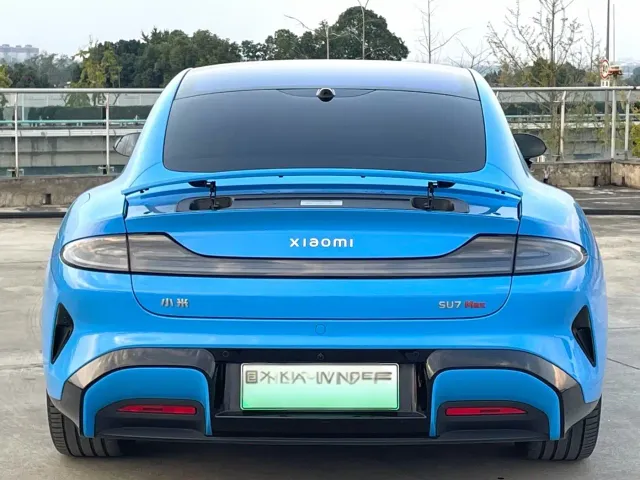 Xiaomi SU7 — Фото автомобиля 8