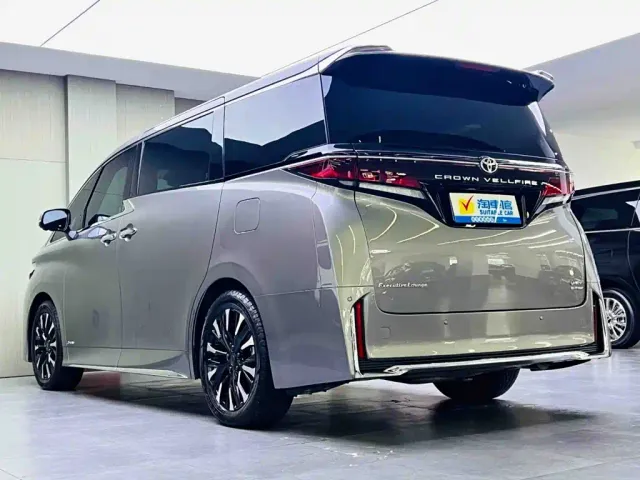 Toyota Vellfire — Фото автомобиля 6
