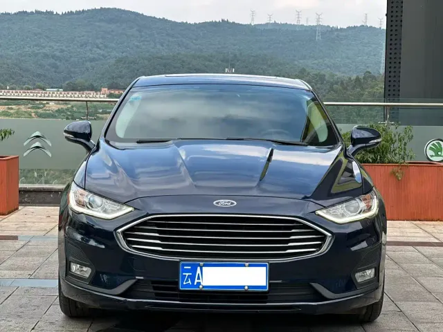 Ford Mondeo — Фото автомобиля 2