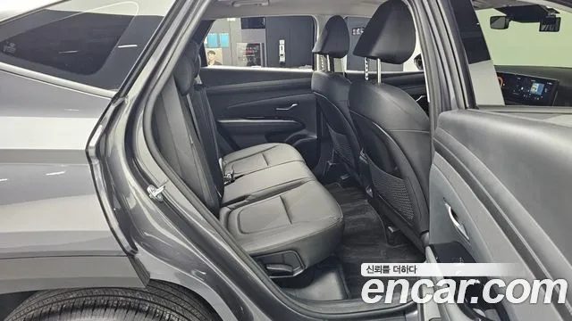 Hyundai Tucson Новый Tucson (NX4) Бензин 1.6 турбо 2WD — Фото автомобиля 11