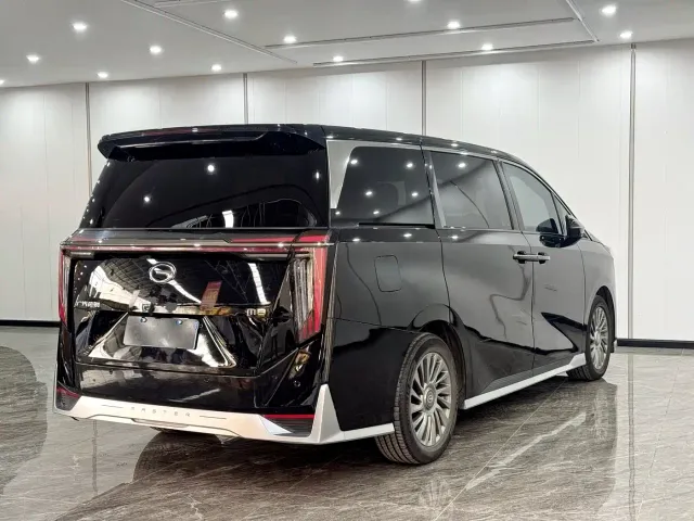 GAC Trumpchi M8 — Фото автомобиля 5