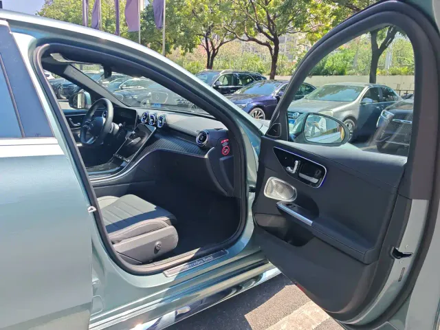 Mercedes-Benz C-Class — Фото автомобиля 20