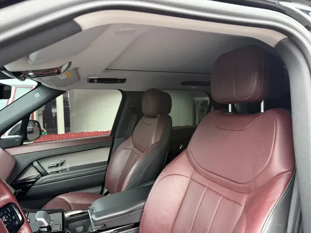 Land Rover Range Rover Sport — Фото автомобиля 7