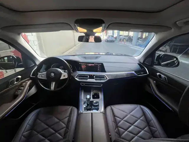 BMW X5 — Фото автомобиля 11