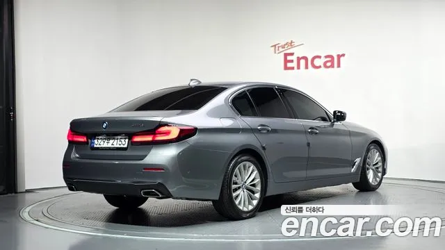 BMW 5 Series G30 — Фото автомобиля 2