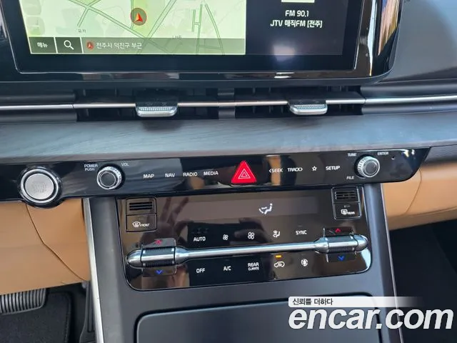 Kia Carnival Generation 4 — Фото автомобиля 13