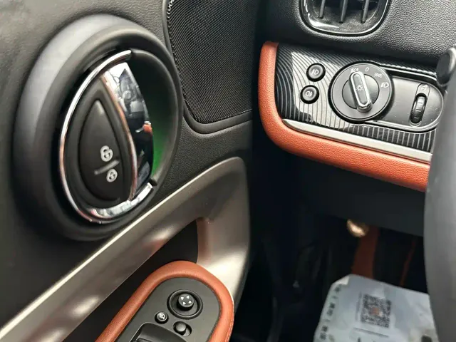 MINI Countryman — Фото автомобиля 12