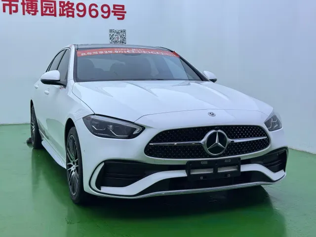 Mercedes-Benz C-Class — Фото автомобиля 3