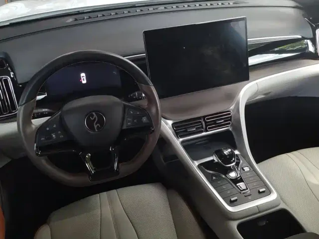 BYD Song Pro — Фото автомобиля 12
