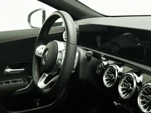 Mercedes-Benz CLA-Class — Фото автомобиля 22