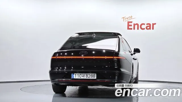 Hyundai Grandeur GN7 — Фото автомобиля 4