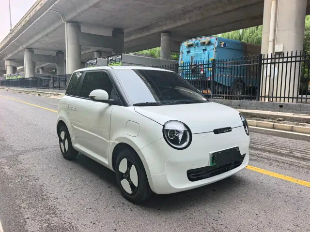 Changan Lumin — Фото автомобиля 3