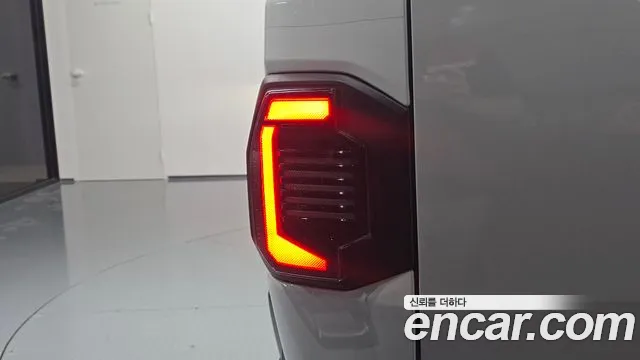 Kia Tasman Tasman 2.5T Бензин 2WD — Фото автомобиля 22