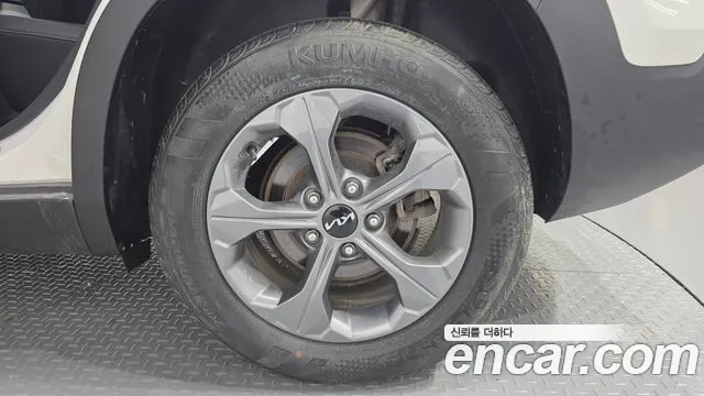 Kia Seltos New — Фото автомобиля 6