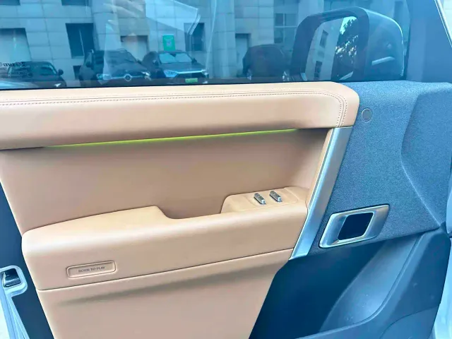 iCAR V27 — Фото автомобиля 12