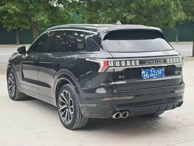 Lynk & Co Lynk & Co 09 2024 2.0T 4WD Sport Edition 5-Seater — Фото автомобиля 7
