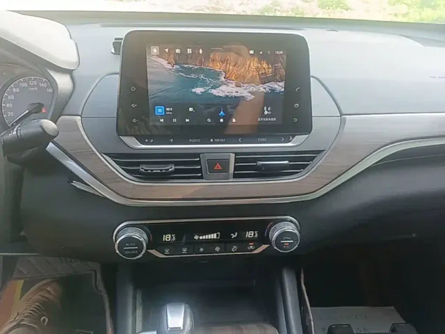Nissan Teana — Фото автомобиля 12