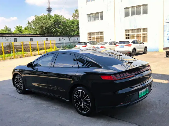 BYD Han — Фото автомобиля 6