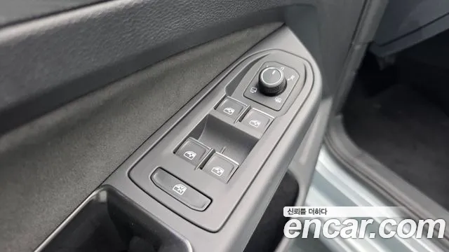 Volkswagen Golf Golf 8 поколение 2.0 TDI Prestige — Фото автомобиля 24