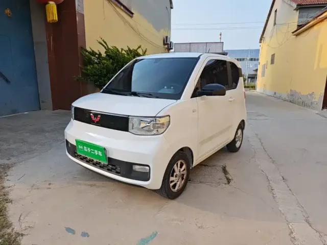 Фотография автомобиля — Wuling Hongguang Mini EV
