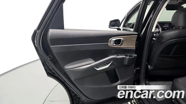 Kia Sorento Sorento 4-е поколение Бензин 2.5T 2WD — Фото автомобиля 25