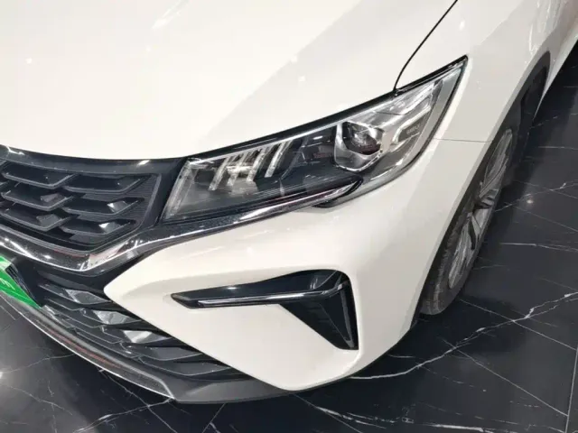 Geely Jiaji — Фото автомобиля 23