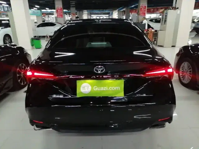 Toyota Avalon — Фото автомобиля 5