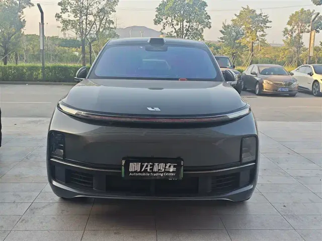 Li Auto L9 — Фото автомобиля 2