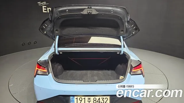 Hyundai AVANTE — Фото автомобиля 19