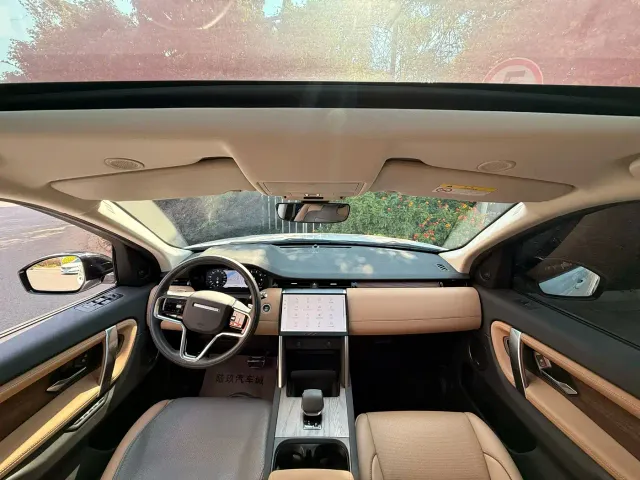 Land Rover Discovery Sport — Фото автомобиля 4