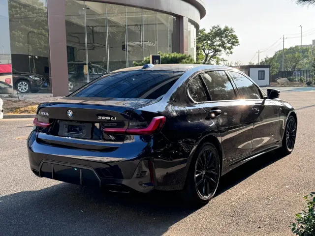 BMW BMW 3 Series 2024 325Li M Sport Shadowline Package — Фото автомобиля 16