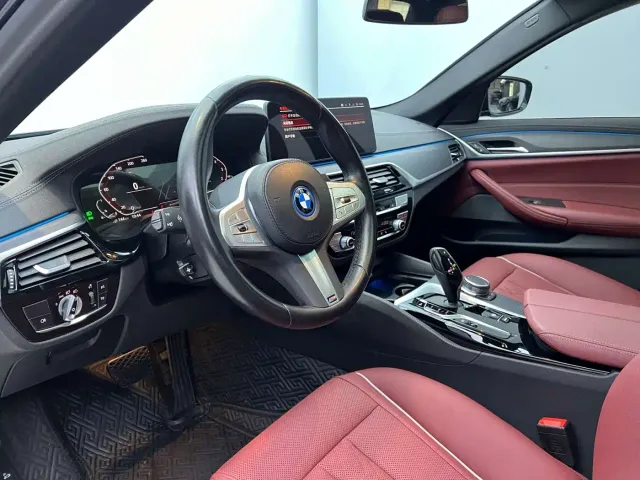 BMW 5 Series — Фото автомобиля 6