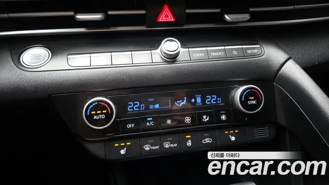Hyundai AVANTE Avante (CN7) — Фото автомобиля 17