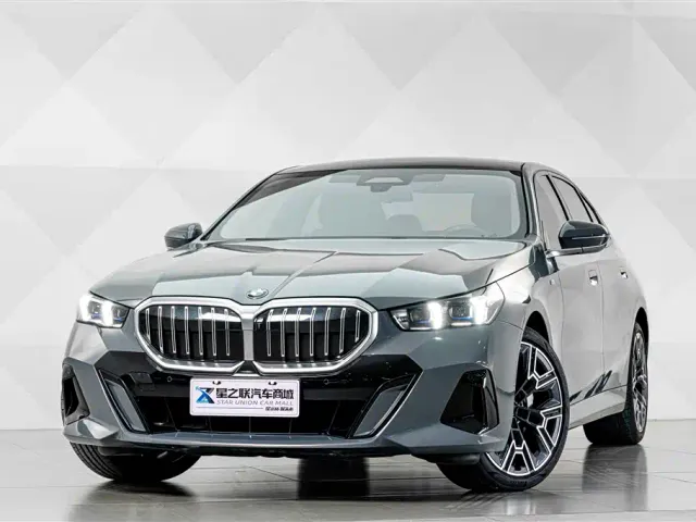 BMW 5 Series — Фото автомобиля 2