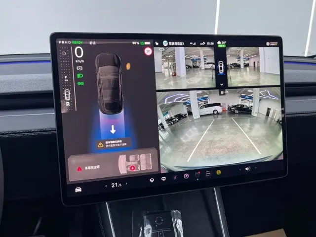 Tesla Model Y — Фото автомобиля 25