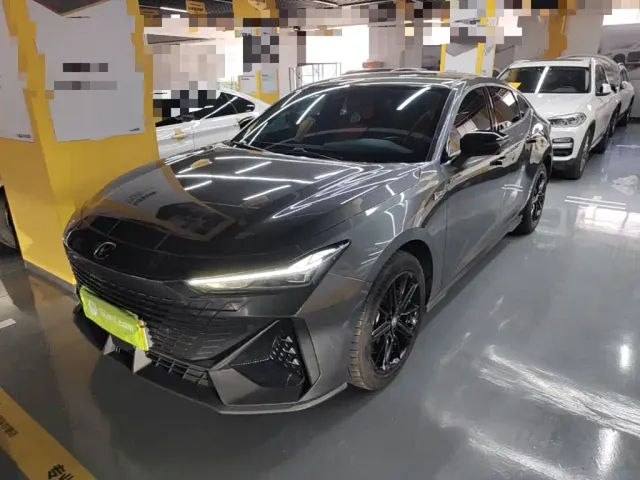 Фотография автомобиля — Changan UNI-V