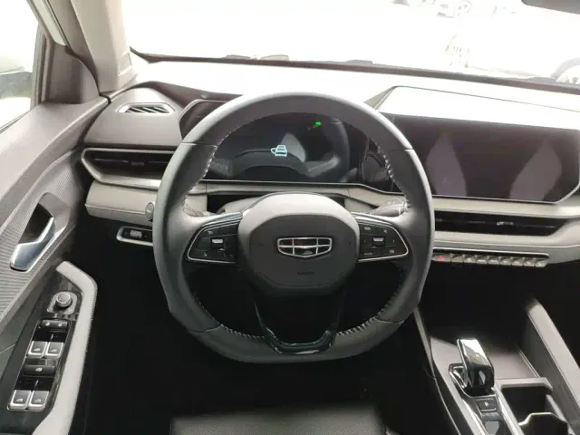 Geely Binrui — Фото автомобиля 6