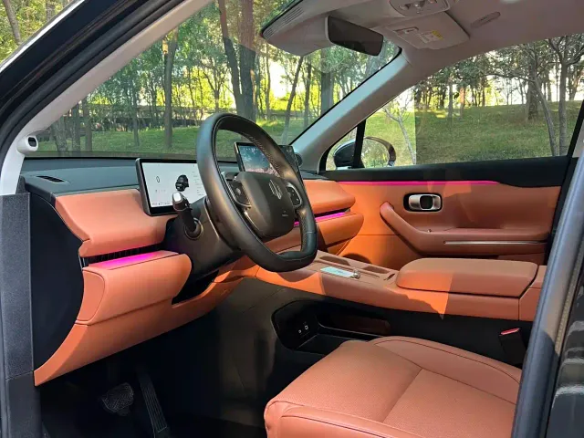 Leapmotor C16 — Фото автомобиля 4