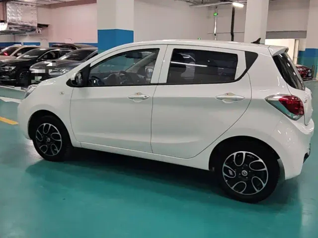Changan Benben E-Star — Фото автомобиля 4