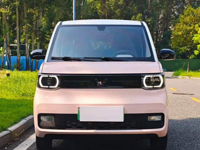 Wuling Hongguang Mini EV — Фото автомобиля 2