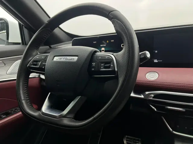 Jetour X70 Plus — Фото автомобиля 10