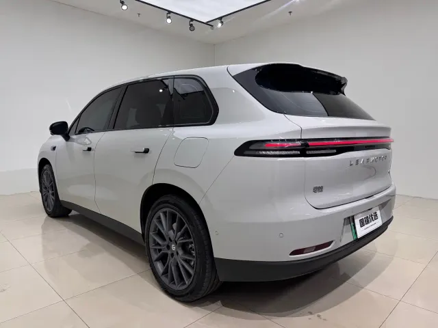 Leapmotor C10 — Фото автомобиля 6