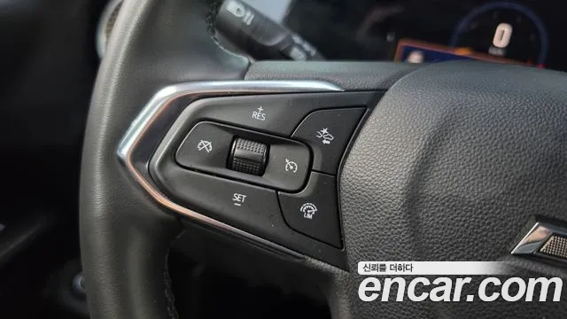 ChevroletGMDaewoo Trax Trax Кроссовер — Фото автомобиля 13