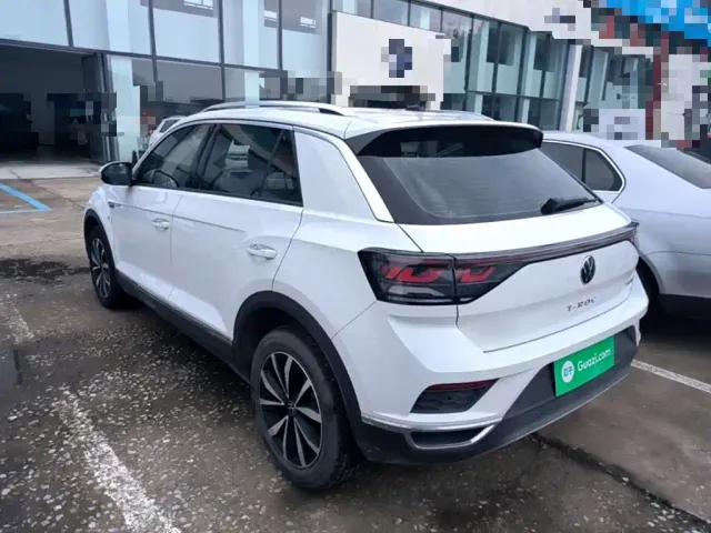 Volkswagen T-Roc — Фото автомобиля 4