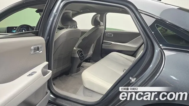 Hyundai Ioniq 6 — Фото автомобиля 17