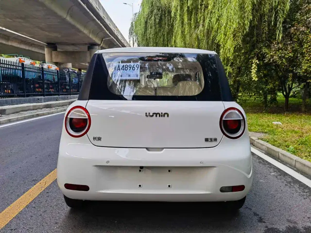 Changan Lumin — Фото автомобиля 6
