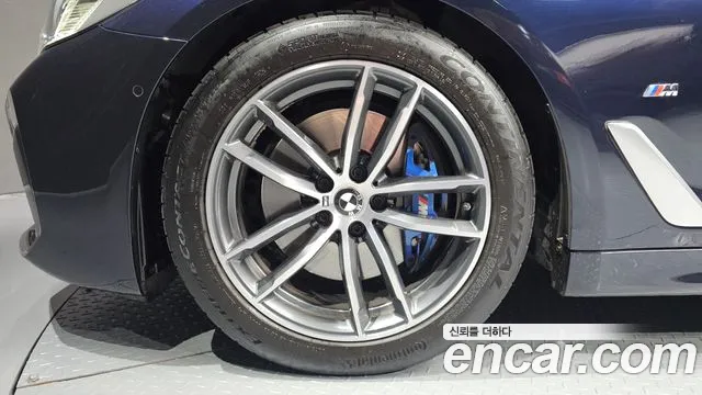 BMW 5 Series G30 — Фото автомобиля 21