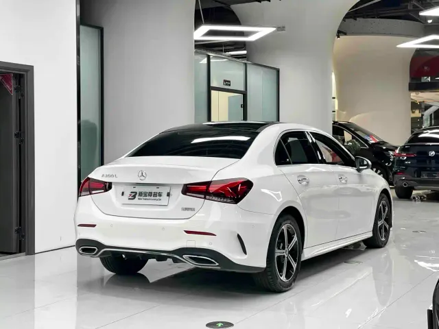 Mercedes-Benz A-Class — Фото автомобиля 12